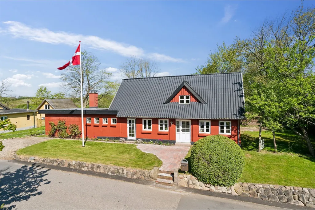 Kinnistu foto