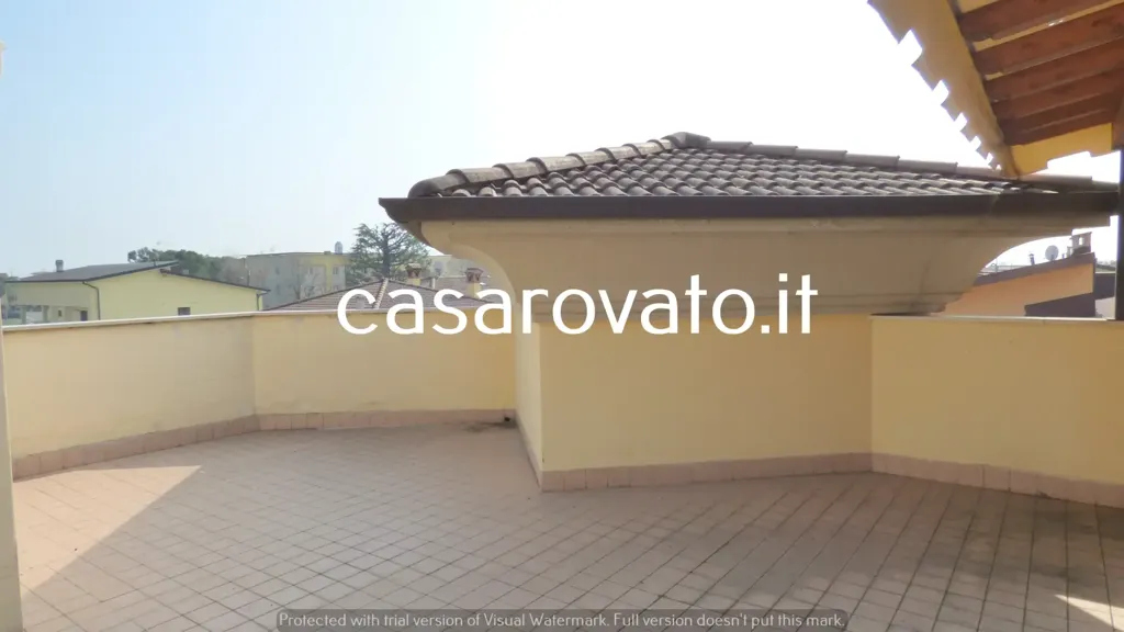 Terrass - Triplex Attic with Terrace in Rovato