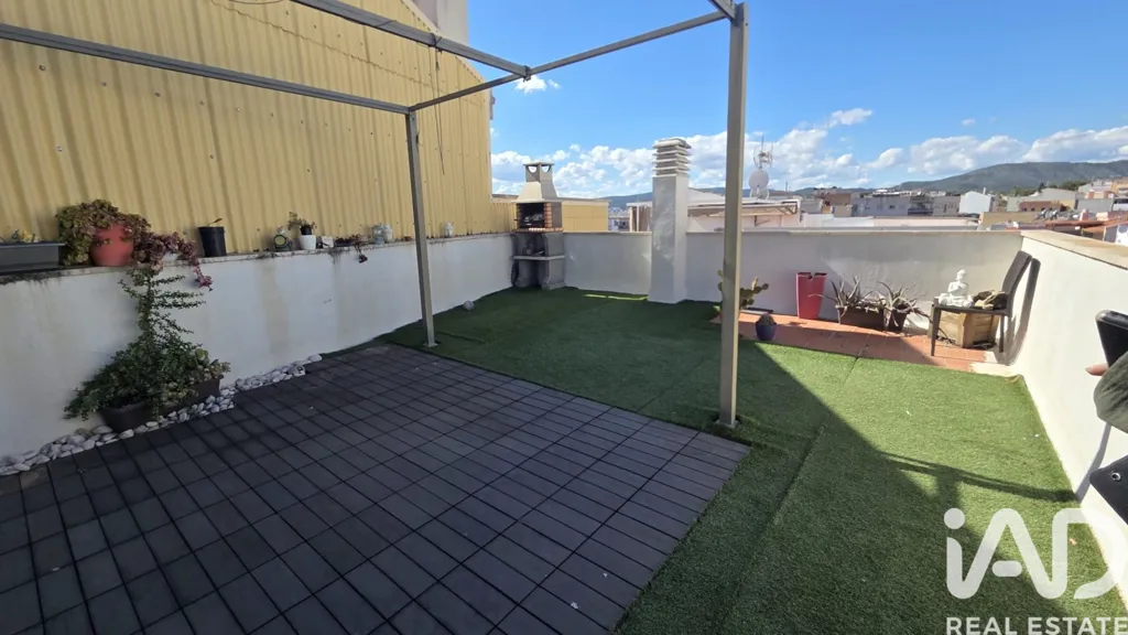 Terrasse - Three-Bedroom House with Terrace in Les Roquetes