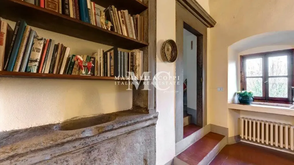 Kabinet - Chianti Villa with Vineyard and Pool in San Casciano