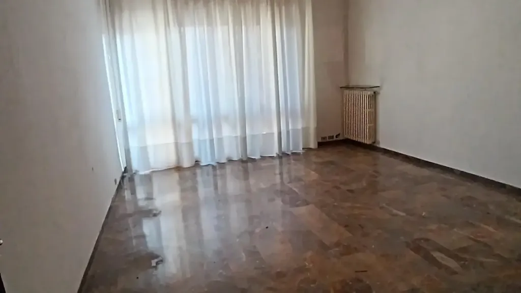 Rooms - 5-Room Apartment with Terraces in Empoli