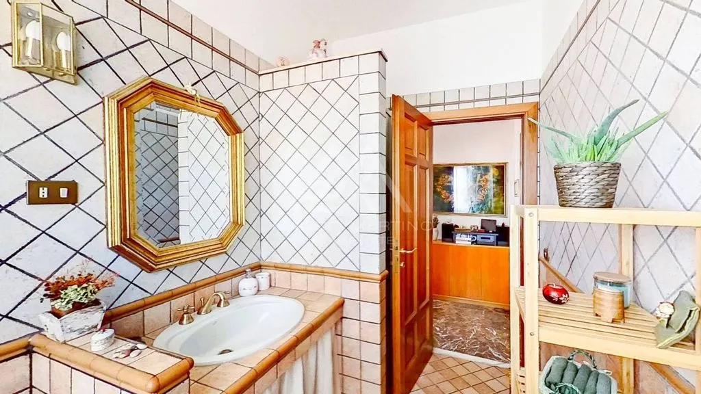 Salles de bain - Luxury Penthouse with Large Terrace in Rome