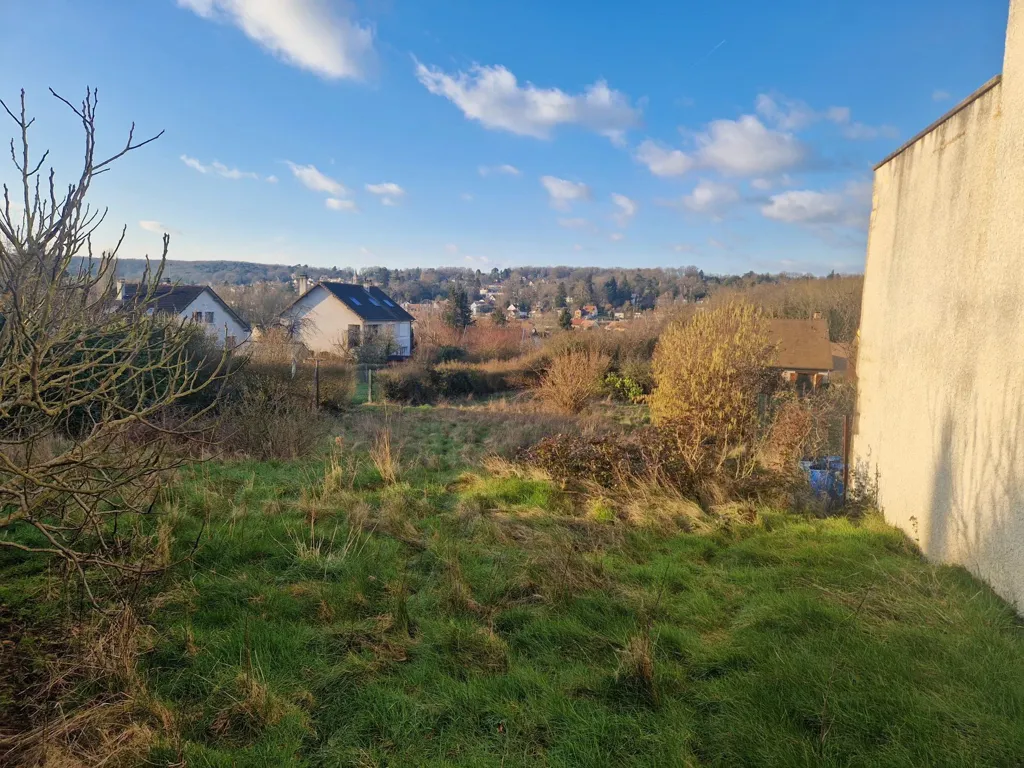 Jardin - Maison de Plain-Pied avec Jardin à Saint-Chéron