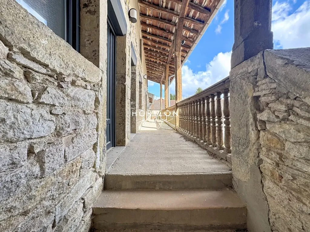 Toad - Rustic Stone House with Pool in Sance