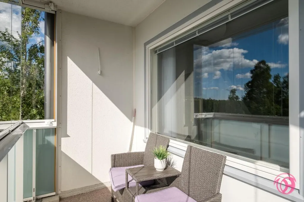 Balcon - Modernised Apartment with Balcony in Martinlaakso