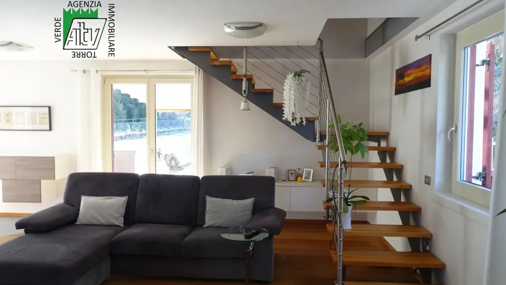 Séjour - Modern Villa with Garden in Cavedago