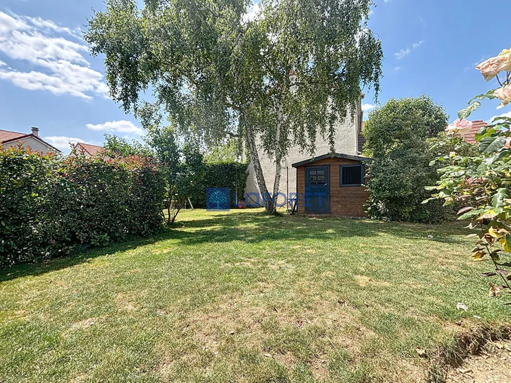 Giardino - House with Garden in Morangis