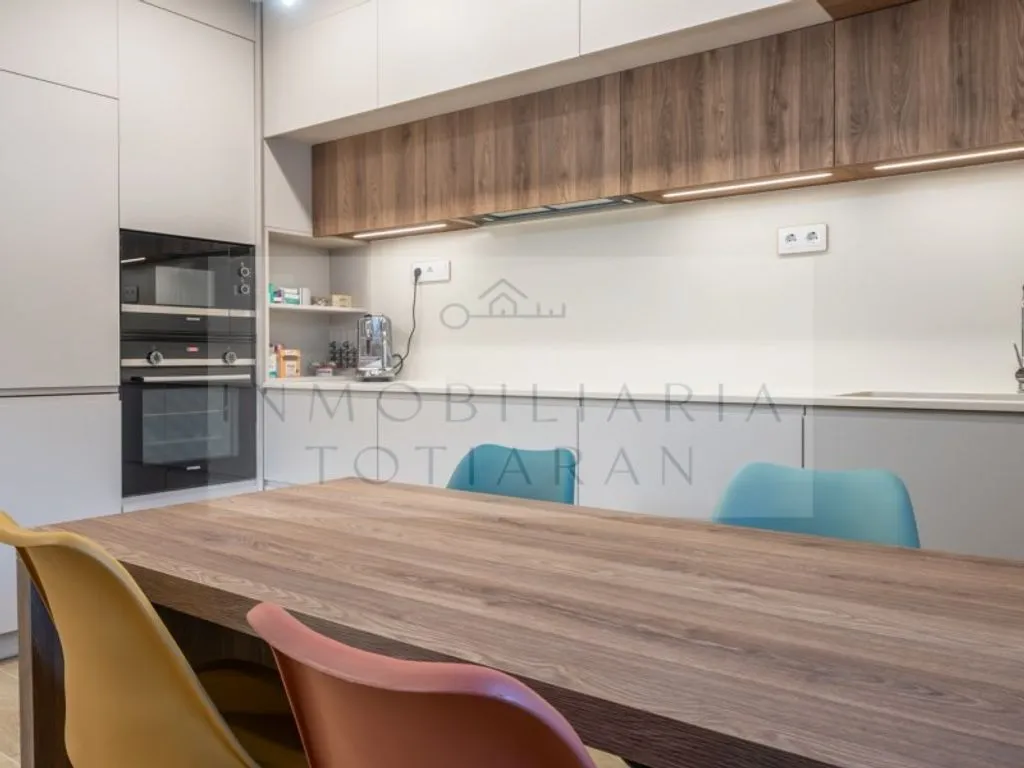 Söögituba - Luxury Duplex with Ski Access in Tanau