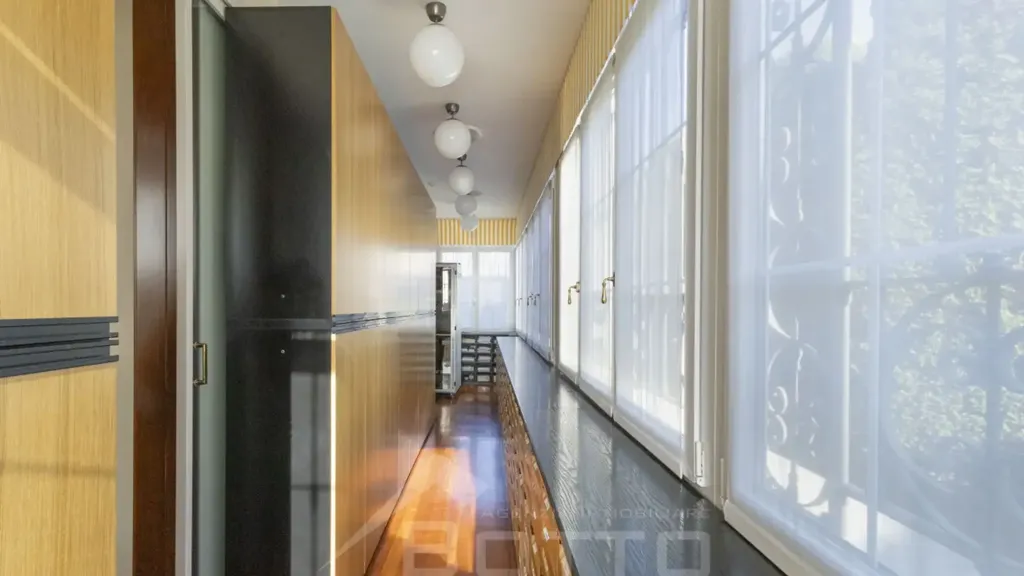 Entrée - Historic Villa with Central Location in Grignasco