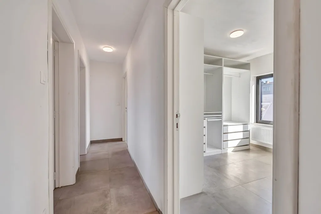 Esik - Renovated House with Garden in Zottegem
