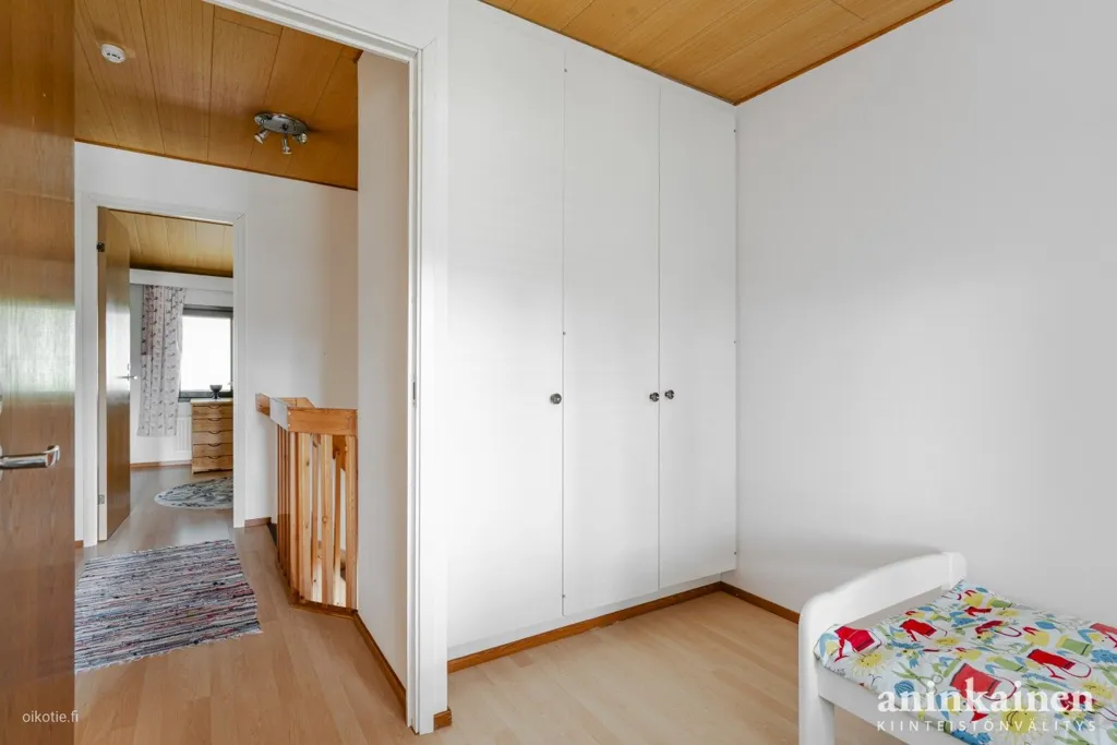 Toad - Two-Level Terraced House with Private Yard in Koivula
