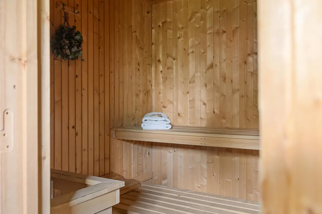 Pièces - Villa with Train Access in Västerhaninge