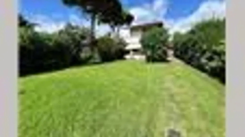 Aed - Villa with Garden near Forte Dei Marmi