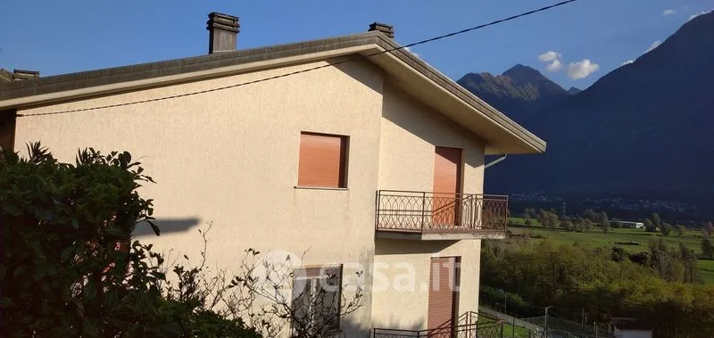 Esterno - Bifamiliar Villa with Vineyard View in Berbenno