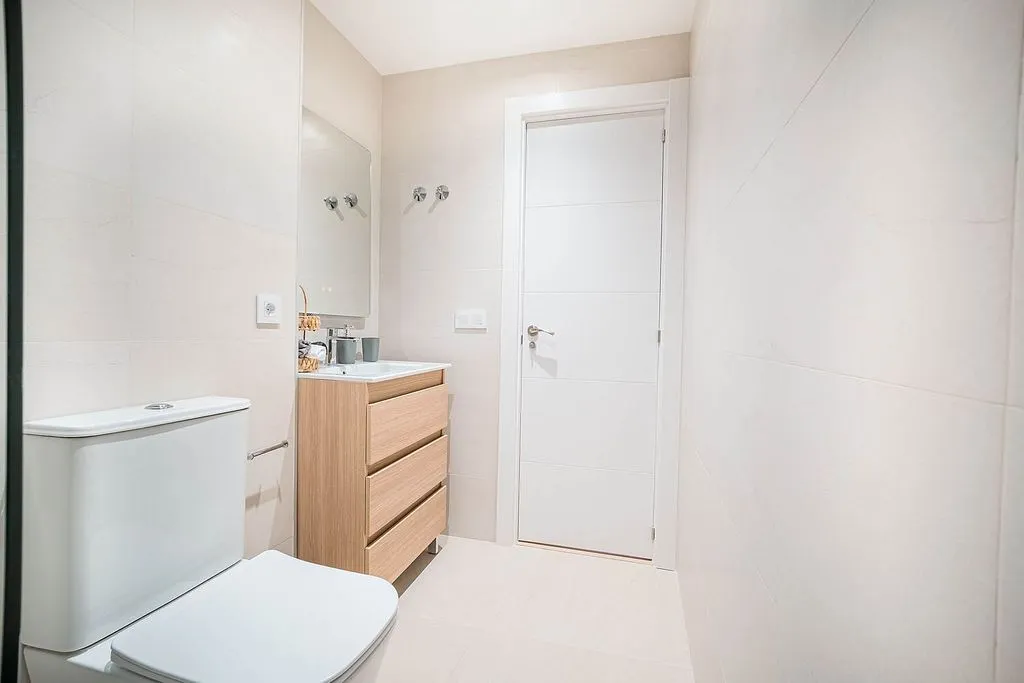 Vannitoad - Studio with Balcony in Elche