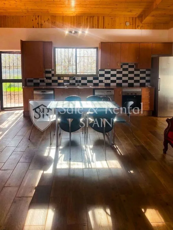 Sala da pranzo - Chalet with Pool and Terrace in Montserrat