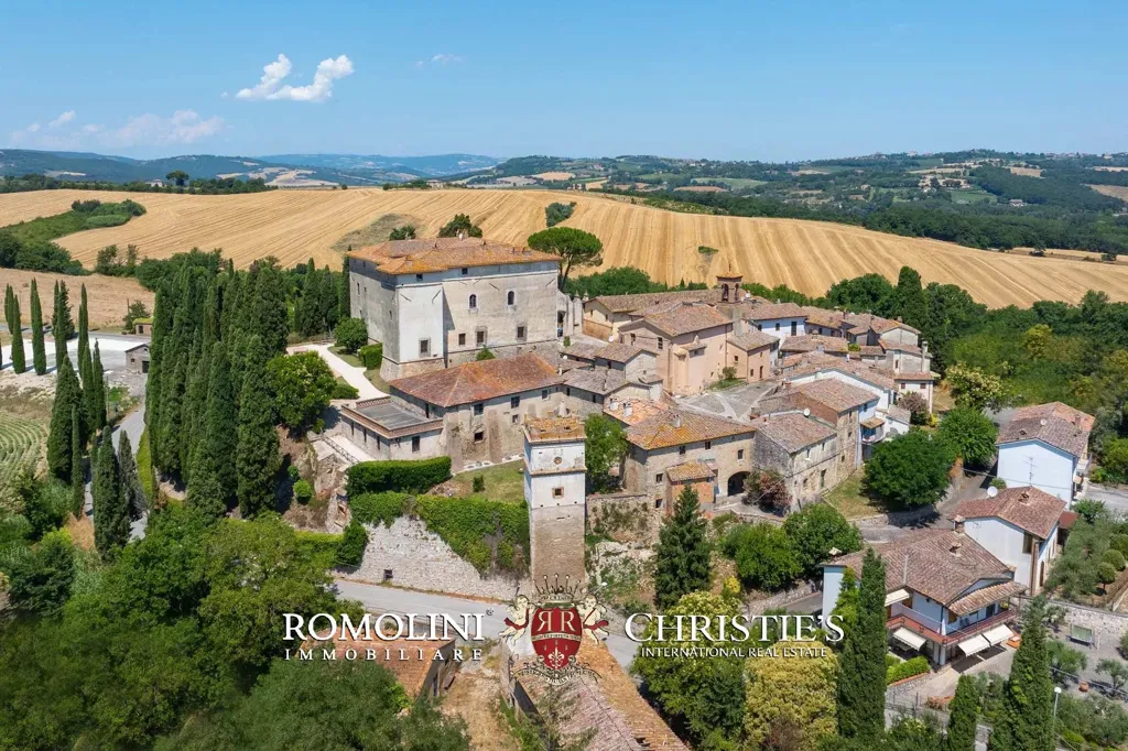 Õhuvaade - Historic Estate with Castle in Umbria