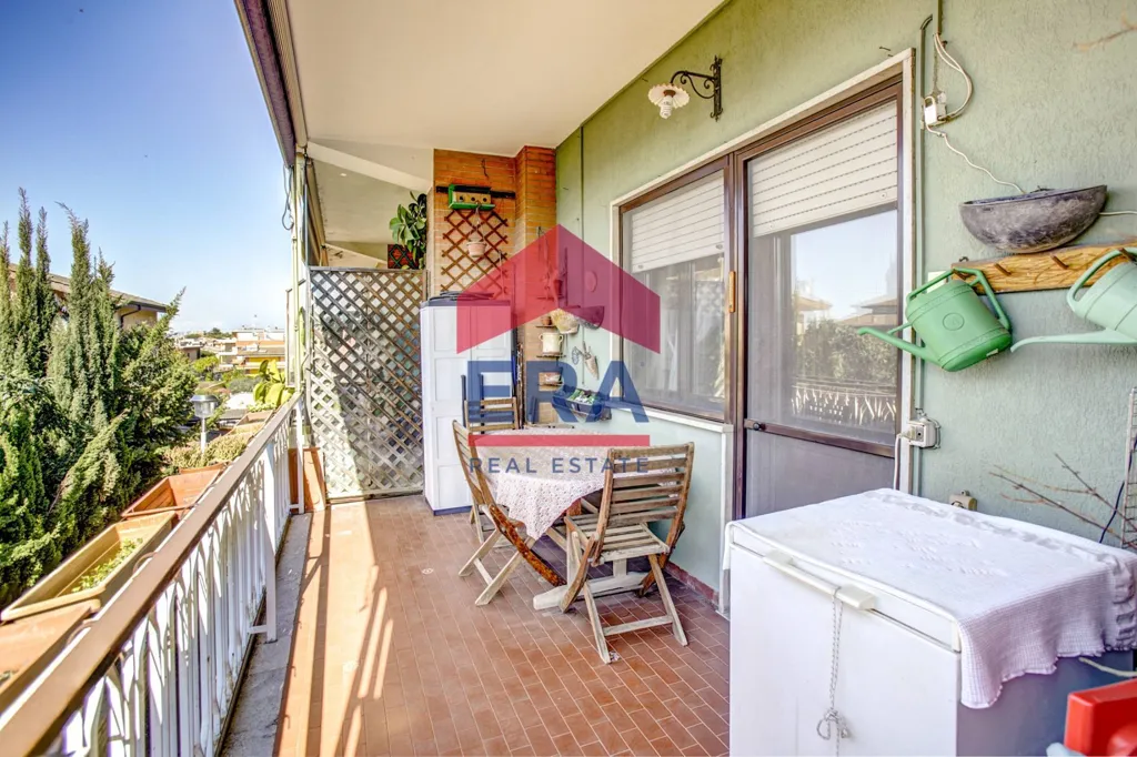 Balcon - Spacious Apartment with Balcony in Acilia, Rome