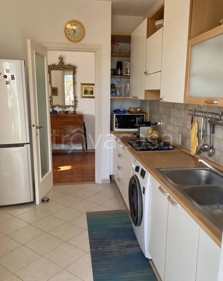 Köök - Apartment with Sea View in Sanremo