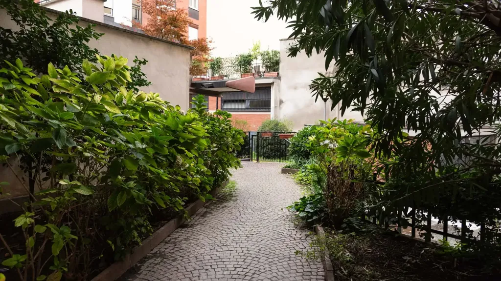 Jardin - Modern Flat with Balcony in Milan
