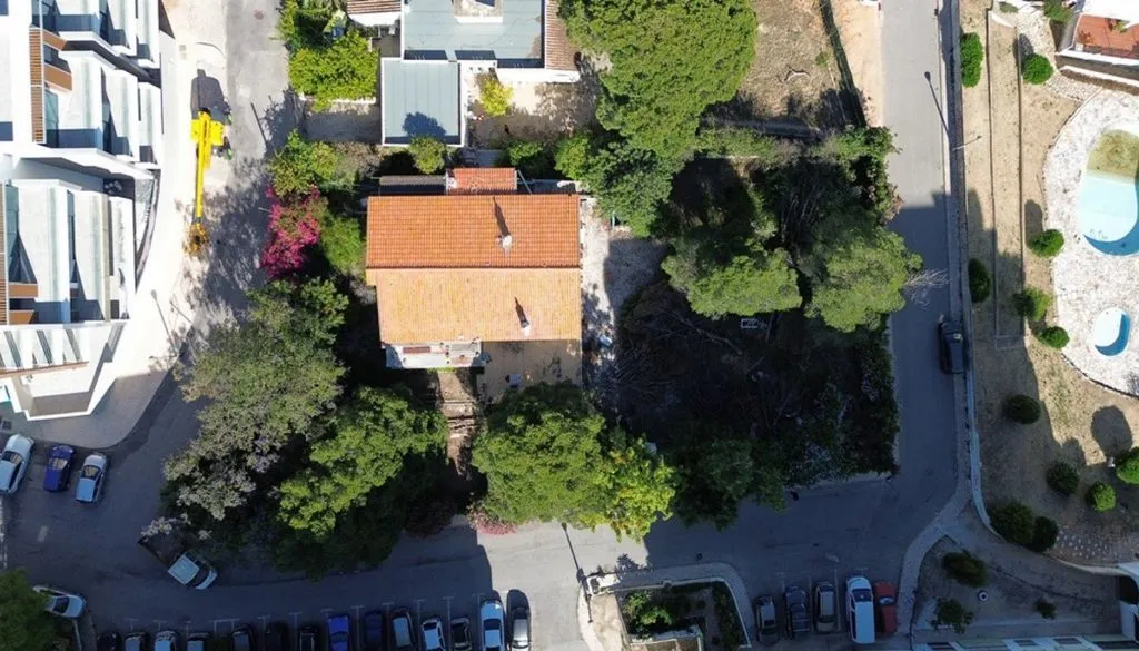 Vue aérienne - Development Land with Ruins in Quarteira