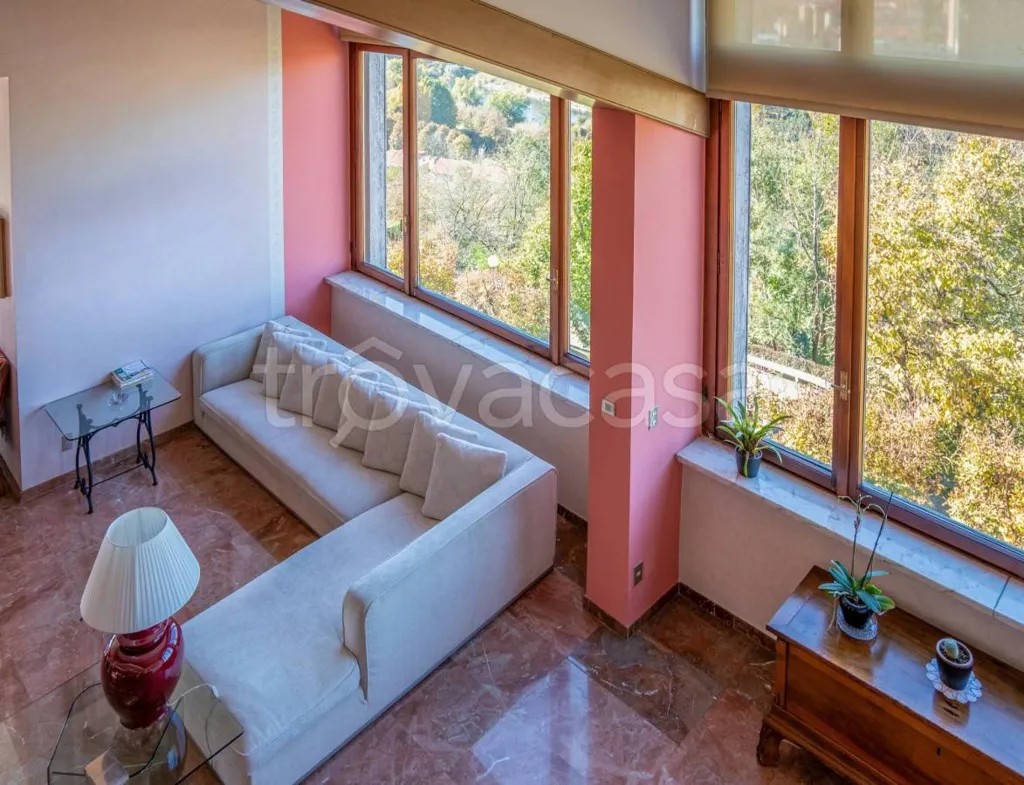 Séjour - Prestigious Apartment with Panoramic View in Turin