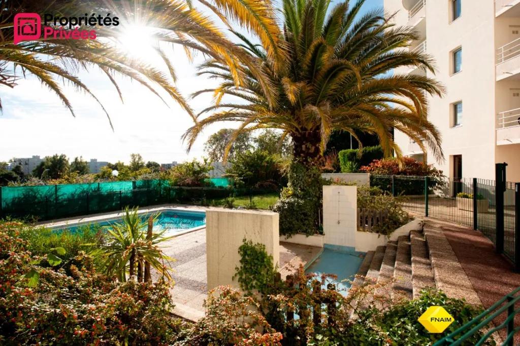 Bassein - Studio with Pool in Mérignac Peychotte