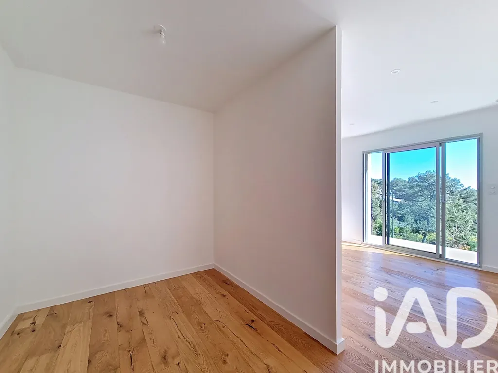 Toad - Contemporary Villa with Pool in Nîmes