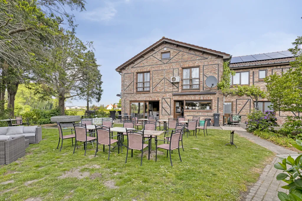 Terrass - Holiday Home with Sauna in Oudenburg