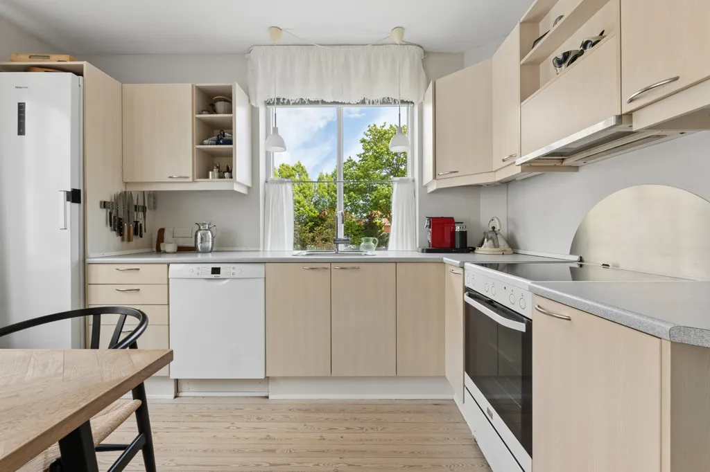 Cuisine - Classical Villa with Bay View in Kerteminde