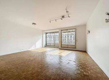 Stanze - Duplex Apartment with City View in Paris XVI