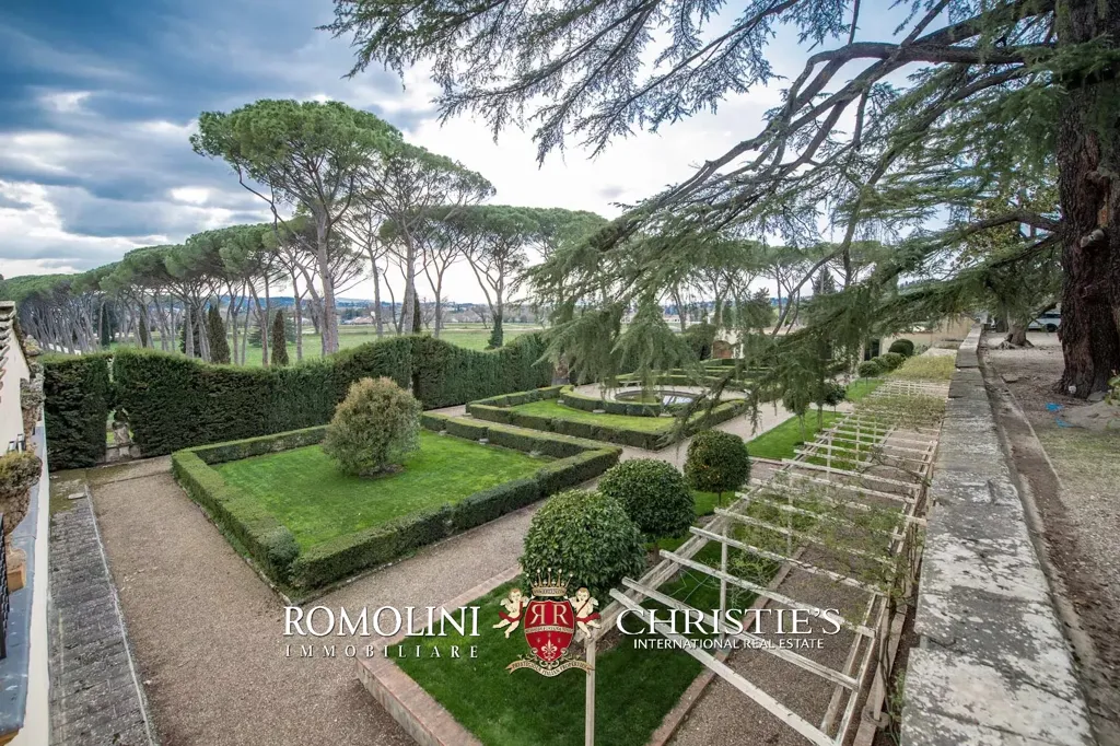 Jardin - Historic Villa with Panoramic Views near Florence