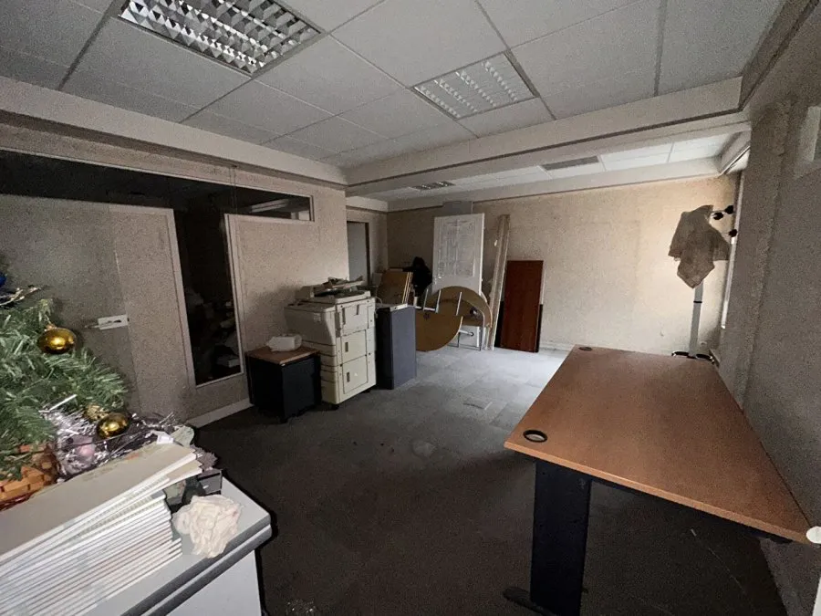 Kabinet - Office Space with Ascender in Metz