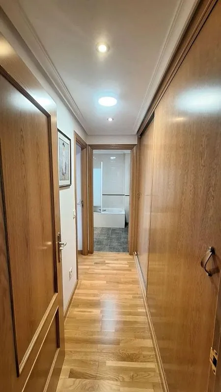 Hallway - Duplex with Garage in Ponferrada Centre