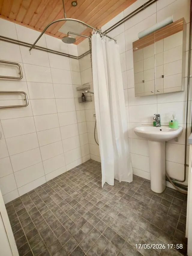 Vannitoad - Bright Triplex with Sea View in Kemi