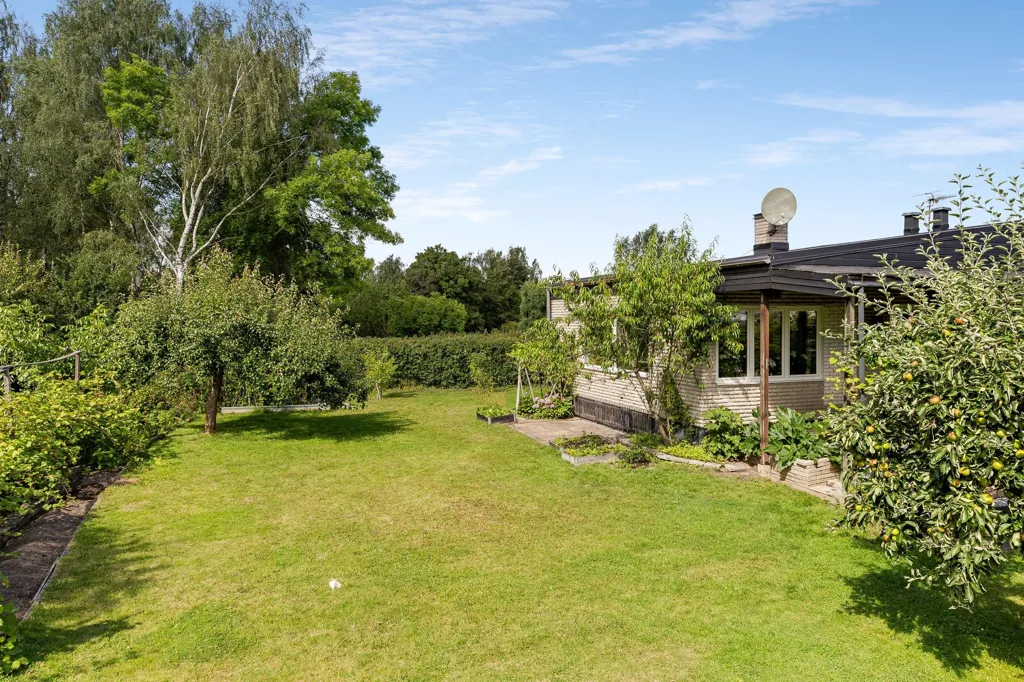 Jardin - Spacious Bungalow with Garden in Quiet Area