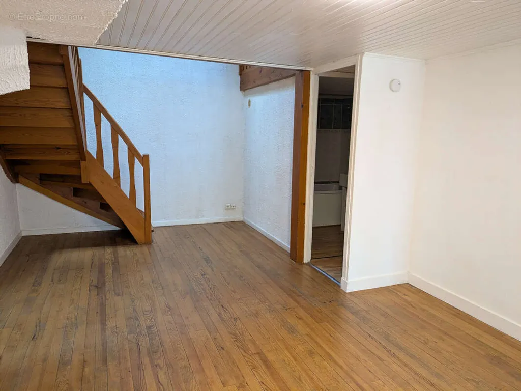 Pièces - Maison 2 pièces à Davezieux