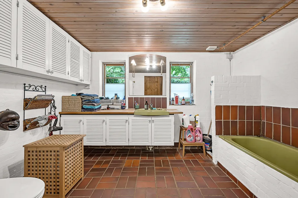 Salles de bain - Maison 5 pièces à Ulstrup