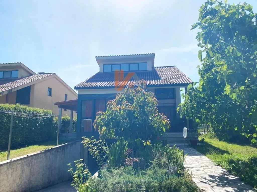 Välivaade - Chalet with Pool in Luou, Teo