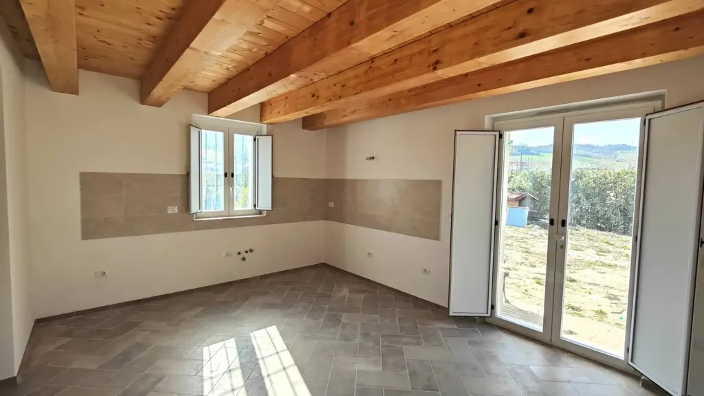 Pièces - Rustic House with Garden in Castignano
