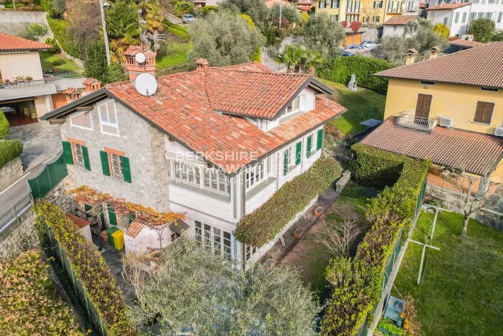 Vue aérienne - Lake View Villa with Garden in Tremezzina