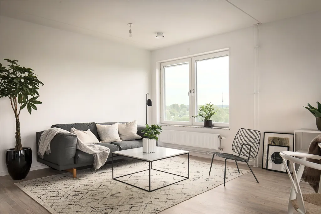 Elutuba - 1st Floor Flat with Balcony in Odlingslunden