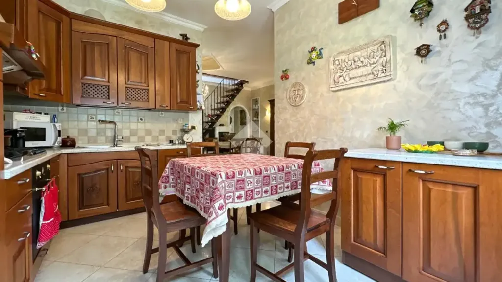 Salle à manger - 4-Room Apartment with Balcony in Monte Compatri
