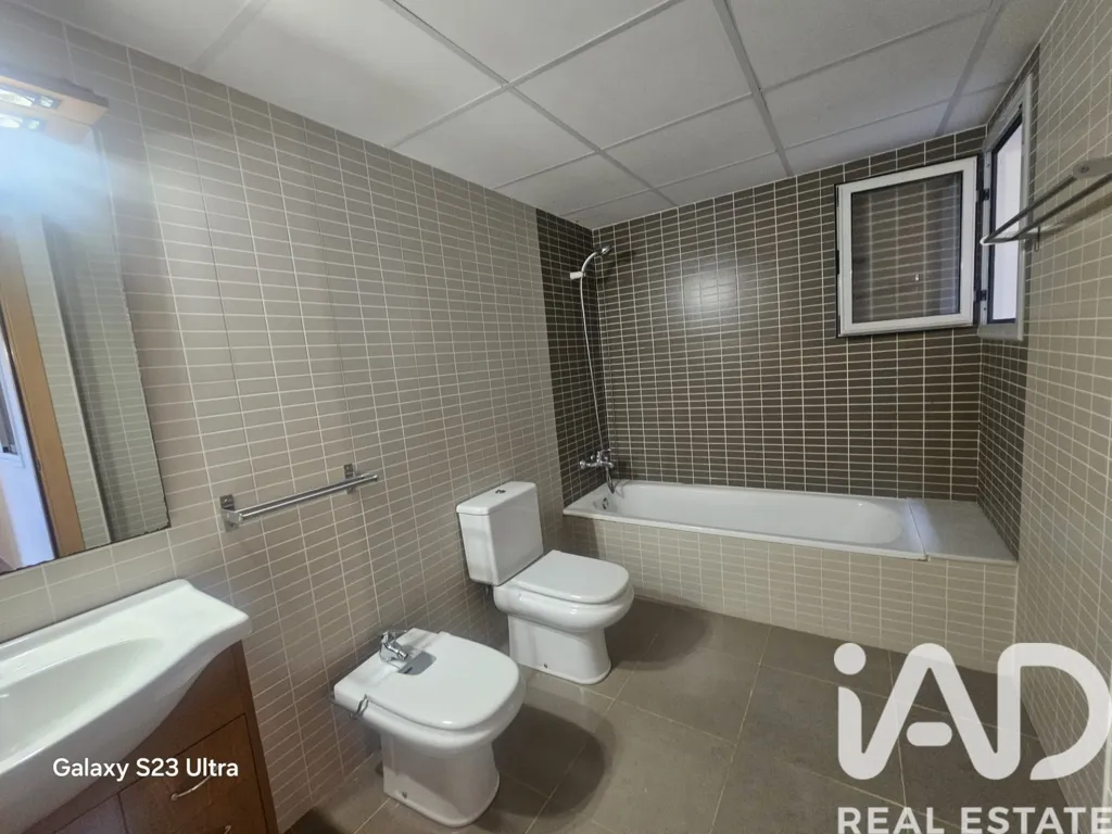 Salles de bain - First Floor Flat with Garage in Sant Jaume d'Enveja