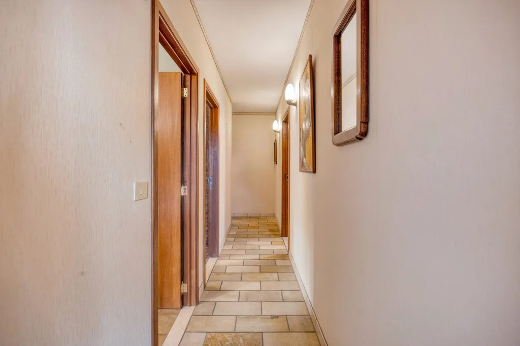Esik - Open Plan House with Garden in Gingelom