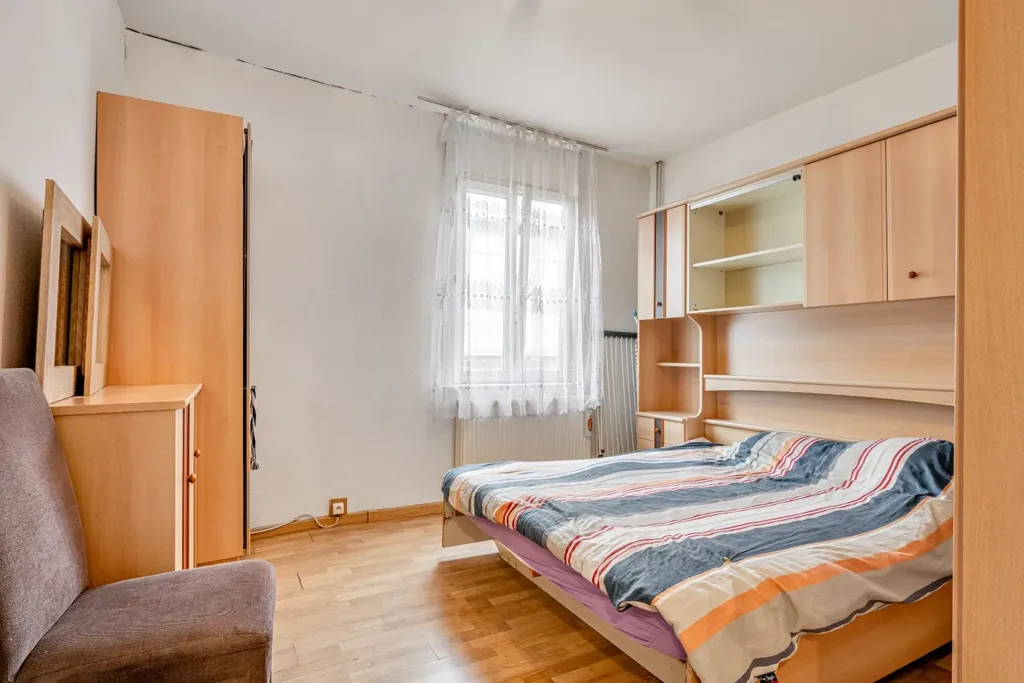 Magamistoad - 2-Storey Terraced House with West Garden in Ledeberg