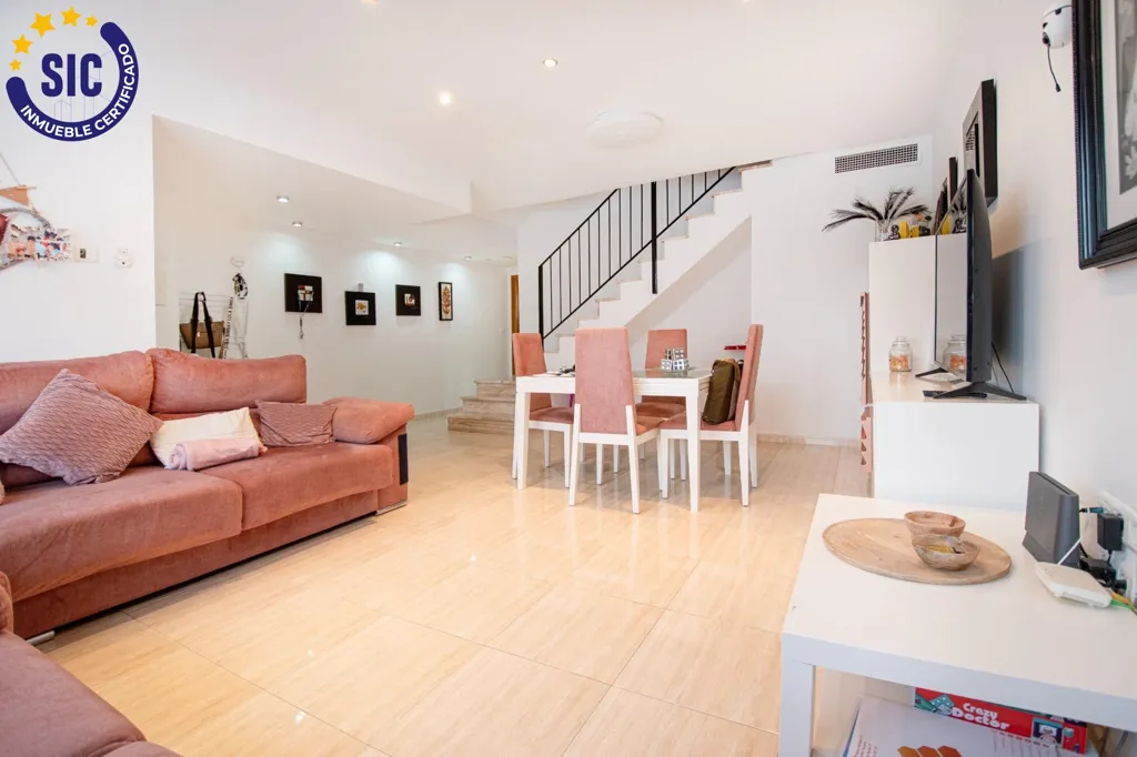 Elutuba - Detached House with Open Views in Benimuslem