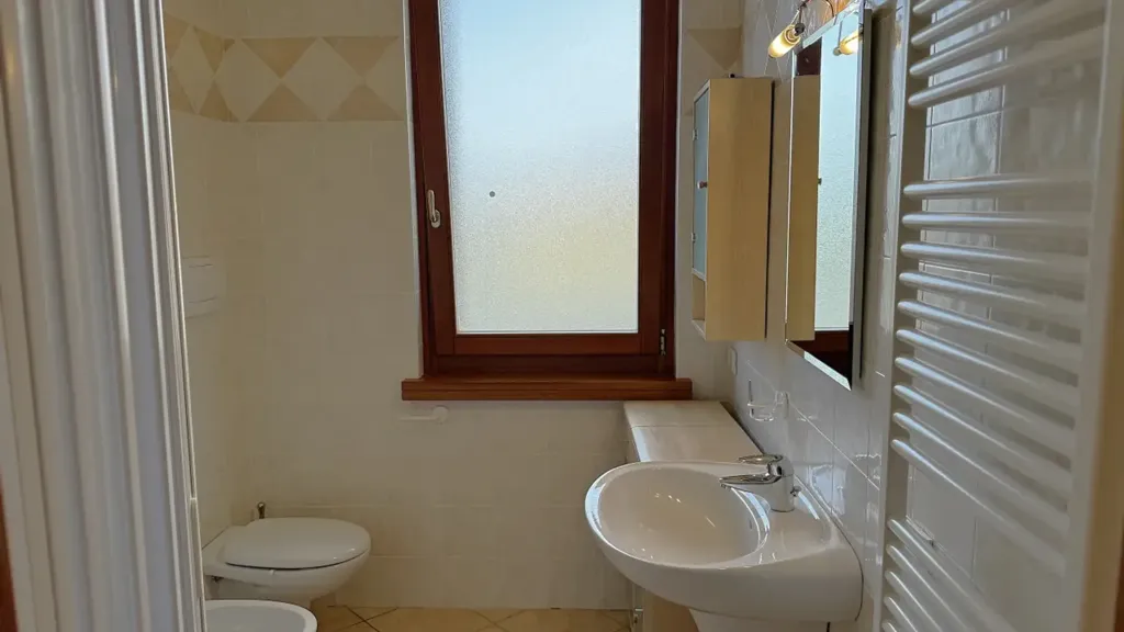 Vannitoad - Charming Triplex with Panoramic Terrace in Lazise