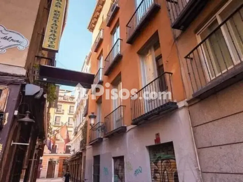 Esterno - Flat with Central Location in Sol
