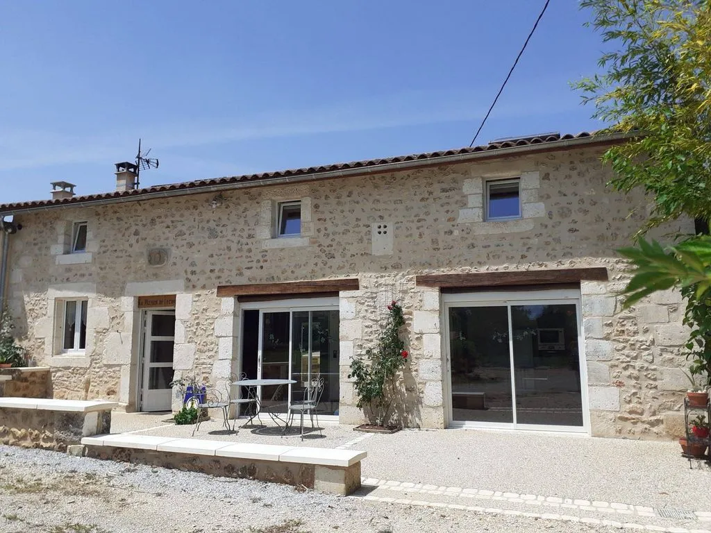 Extérieur - Maison de Luxe avec Piscine à Yvrac